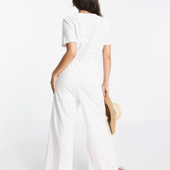 ASOS Women's White Broderie Jumpsuit Size 8 Button Front - Picture 10 of 10